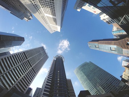 變電站能效管理系統如何賦能智慧城市建設?(圖1) 建筑物_ 摩天大樓_ 天空_ 云_ 現代的_ 城市_ 結構_ 城市的_ 商業.jpg